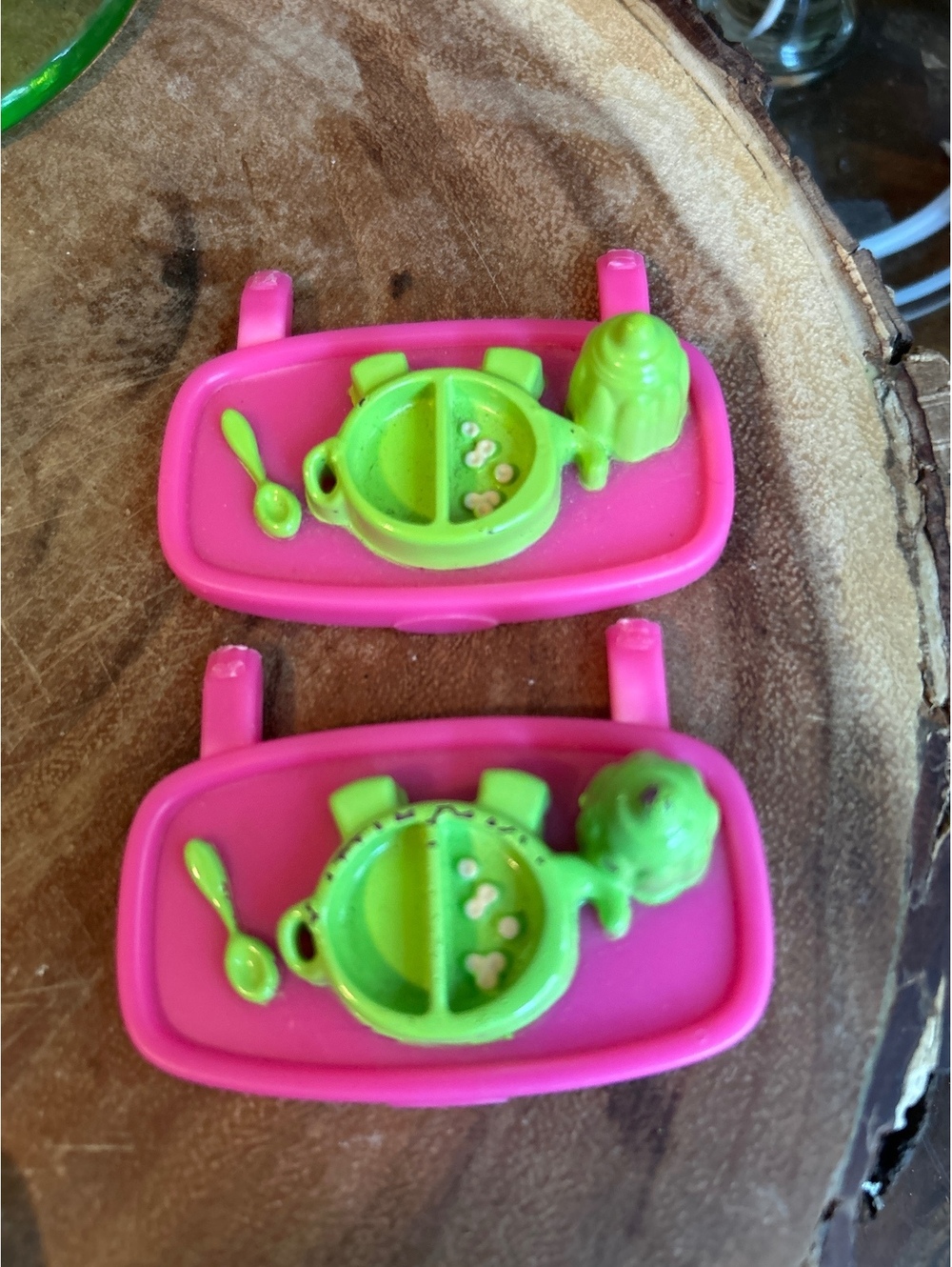 Love family high chair trays